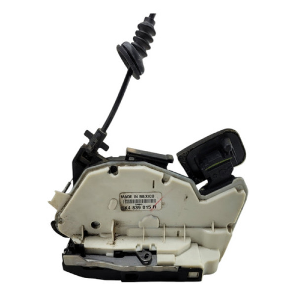 Fechadura Traseira Esquerda Volkswagen Jetta  2011 2016
