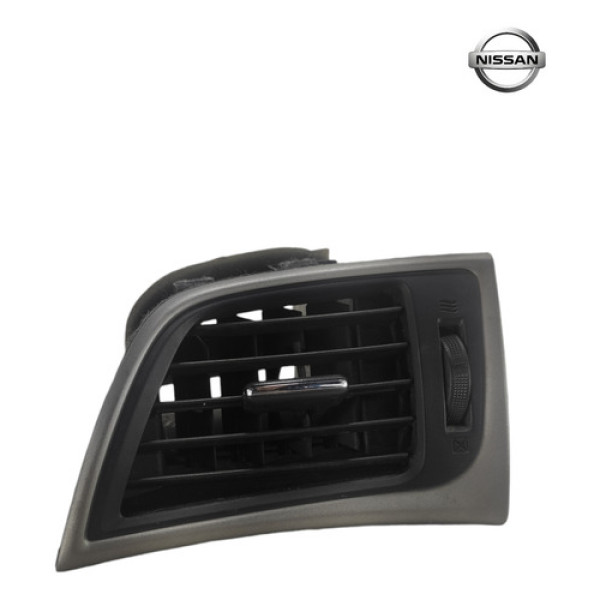 Difusor De Ar Lateral Direito Nissan Sentra  2016  2020