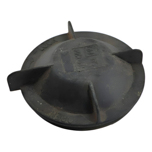 Tampa Vedacao Farol Volkswagen Fox Polo 2006 2010 Preto