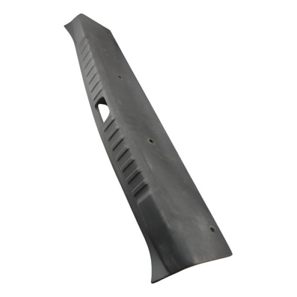 Soleira Porta Malas Chevrolet Prisma 2013 2019 Preto