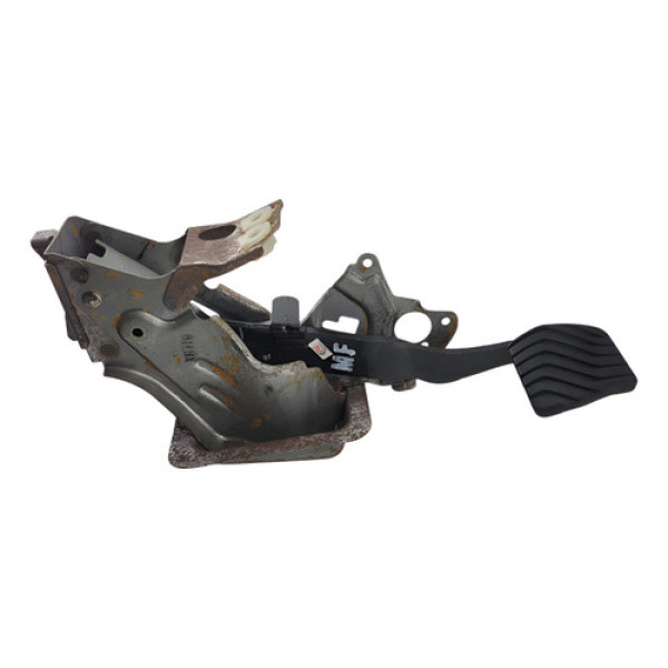 Pedal Pedaleira Freio Nissan Kicks 1.6 Automático 2021 Preto