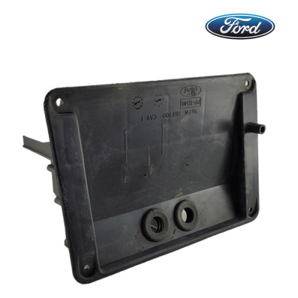 Moldura Acabamento Radiador Ar Condicionado Ford Ka 97 07