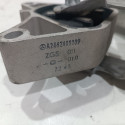Coxim Suporte Motor Direito Mercede Gla200 A2462400809 M9837