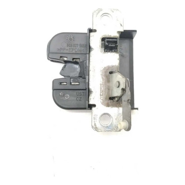 Fechadura Tampa Traseira Volkswagen Golf 2010