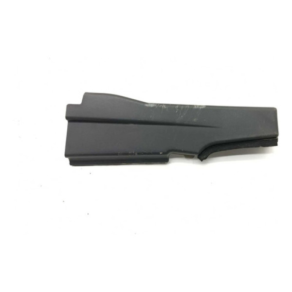 Moldura Paralama Dianteiro Direito Chevrolet Cobalt 2015 Preto