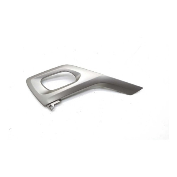 Moldura Macaneta Interna Dianteira  Direita Peugeot 208 2020 Marrom-claro Dianteira