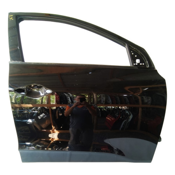 Porta Dianteira Direita Hyundai Ix35 2012 Preta Dianteira Preto