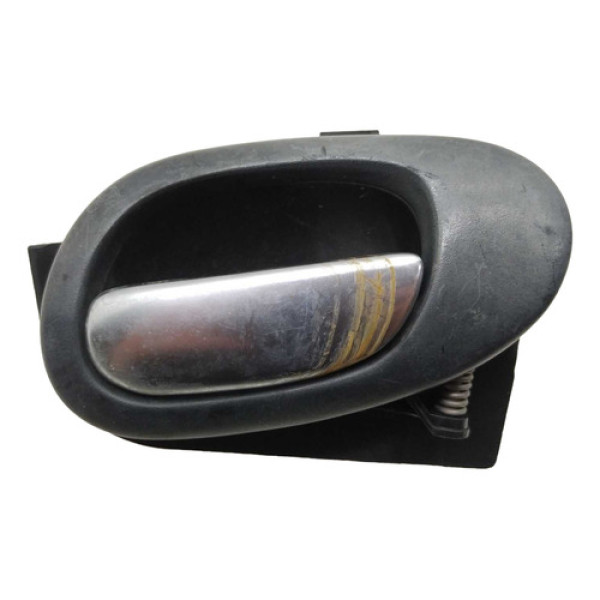 Macaneta Interna Traseira Direita Peugeot 206 2010 Traseira