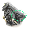 Farol Direito Vw Amarok 2012 2013 2014 2015 2016 C Detalhe Direito
