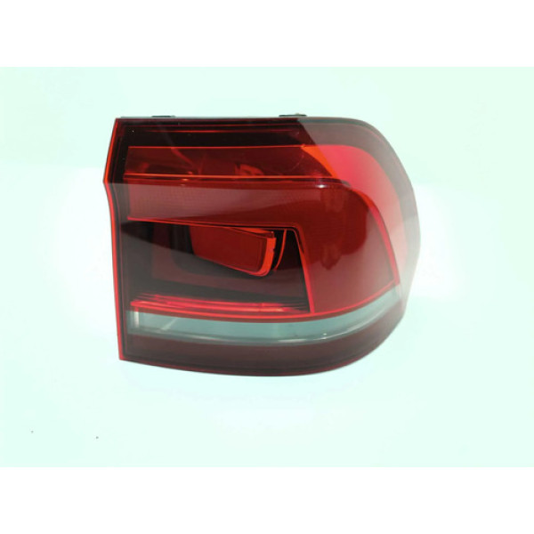 Lanterna Traseira Direita Fumê Volkswagen Fox 2019 (detalhe) Direito/passageiro Vermelho