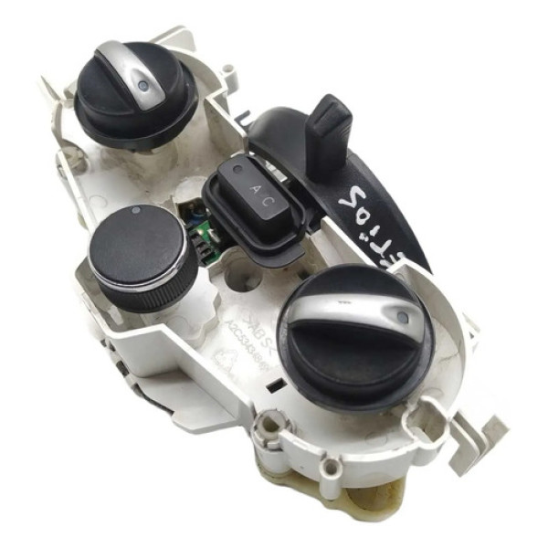 Comando Ar Condicionado Toyota Etios 2015