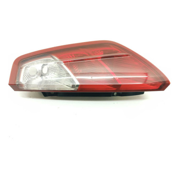 Lanterna Traseira Direita Fiat Punto 2010 Direito/passageiro Vermelho