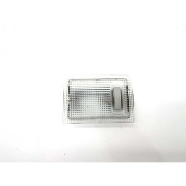 Luz Teto Cortesia Chevrolet Onix  2015
