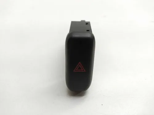 Botão Pisca Alerta Mitsubishi Pajero Tr4 2004 Preto