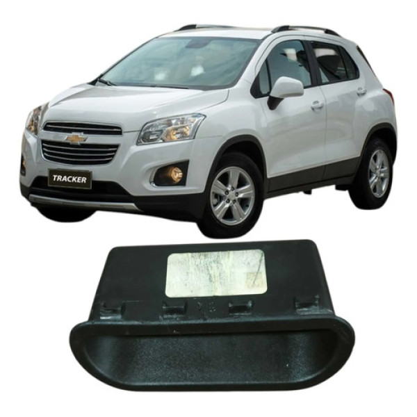 Puxador Interno Tampa Porta-malas Chevrolet Tracker 2015 Prateado