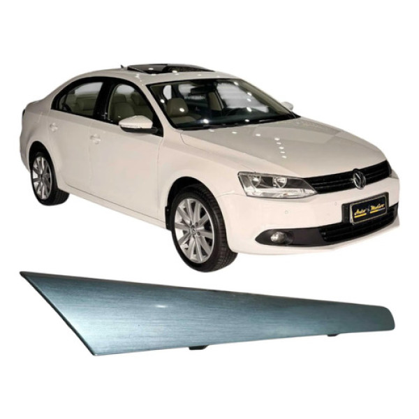 Friso Interno Porta Dianteia Direita Jetta 2013 5c6867440a Prateado