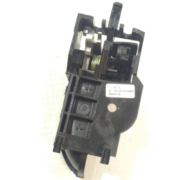 MAÇANETA INTERNA PORTA TRASEIRA DIREITA    A115888 - P422400