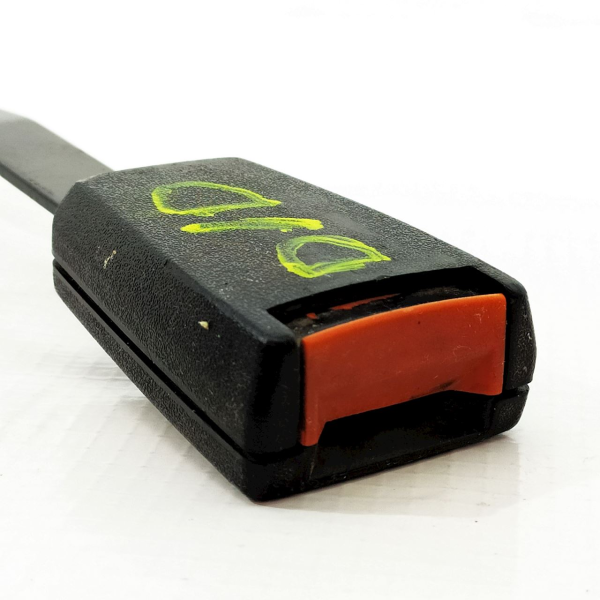 ENGATE FECHO CINTO SEGURANÇA DIANTEIRO DIREITO GM OPALA    99226
