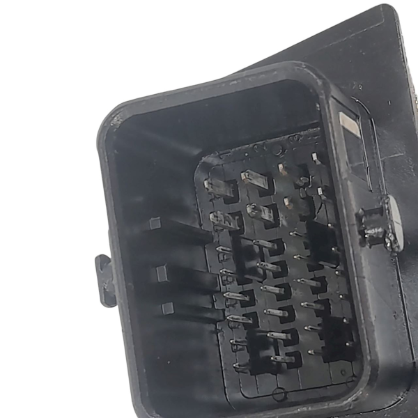 MÓDULO DE INJEÇÃO ELETRÔNICA PEUGEOT 206 1.4 4P 2007 V1699 - P24