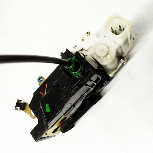 FECHADURA PORTA DIANTEIRA ESQUERDA FORD FIESTA 1.0 2009 74054
