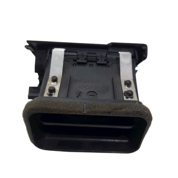 DIFUSOR AR ESQUERDO CAPA PAINEL  MERCEDES-BENZ C 200K 1.8 2009 195181