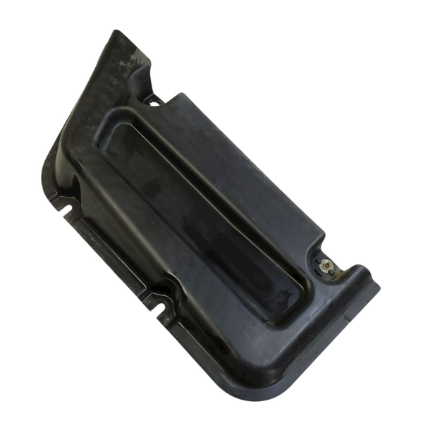 DEFLETOR TRASEIRO DIREITO CAIXA RODA ESTEPE  MERCEDES-BENZ C 200K 1.8 2009 195209
