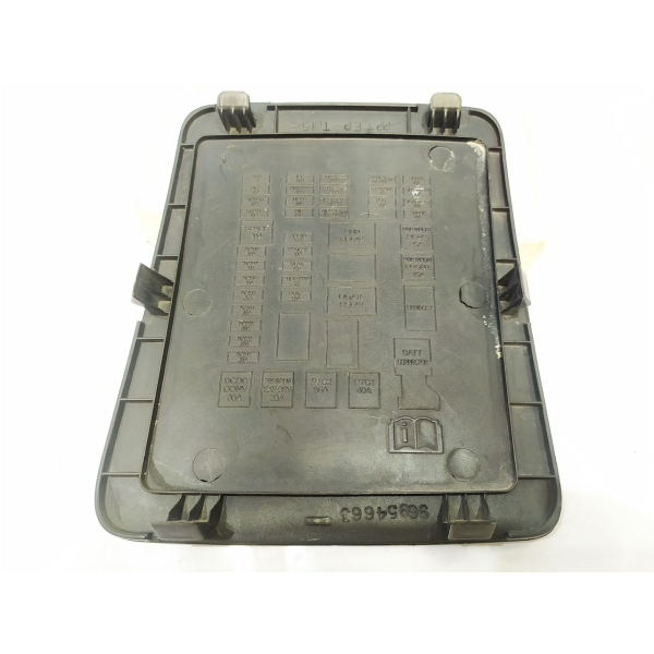 TAMPA CAIXA FUSIVEL INTERNA  GM SONIC LT HB AT 2013 26026