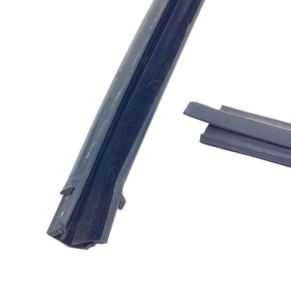 BORRACHA CANALETA VIDRO PORTA TRASEIRA ESQUERDA  PEUGEOT 207 PASSION 1.4 2010 199031