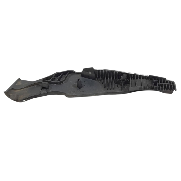 ACABAMENTO ESQUERDO CHURRASQUEIRA  GM SONIC HB 1.6 2013 200864