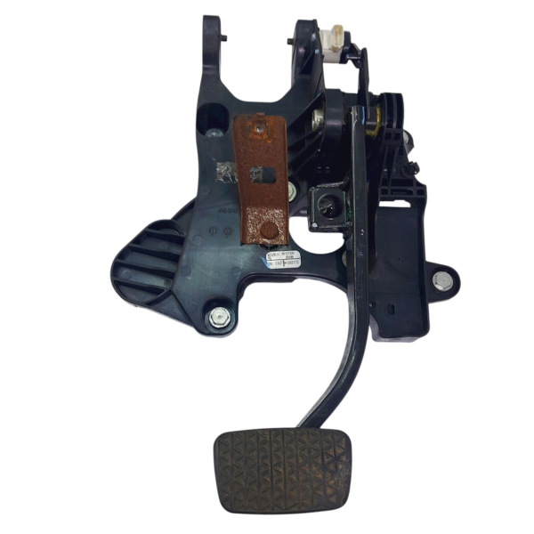 PEDAL FREIO  GM SONIC HB 1.6 2013 200974