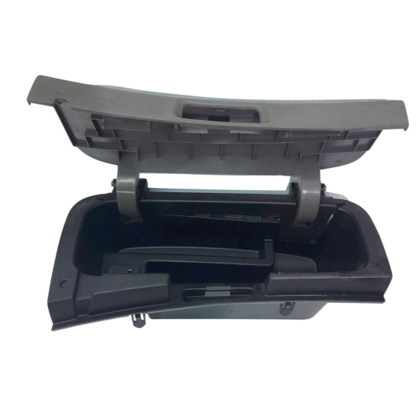 PORTA LUVAS SUPERIOR  GM SONIC HB 1.6 2013 200984