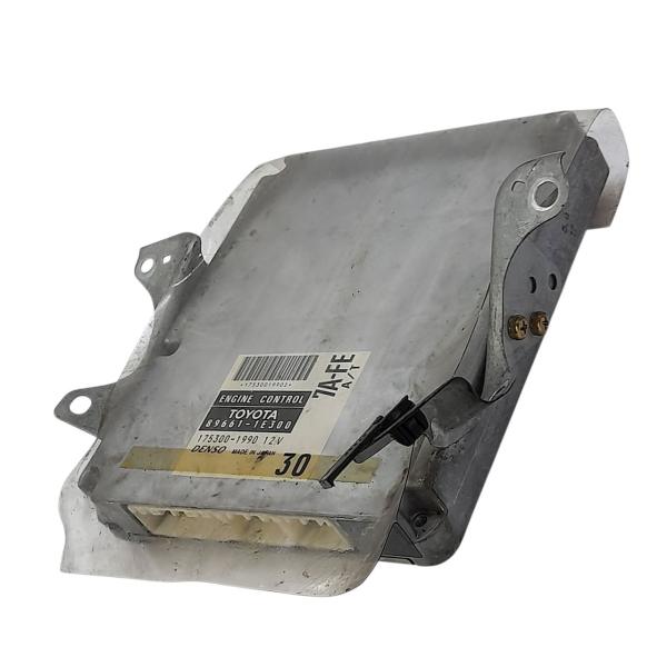 MÓDULO DE INJEÇÃO ELETRÔNICA TOYOTA COROLLA 1.8  2002 V1782 - P24