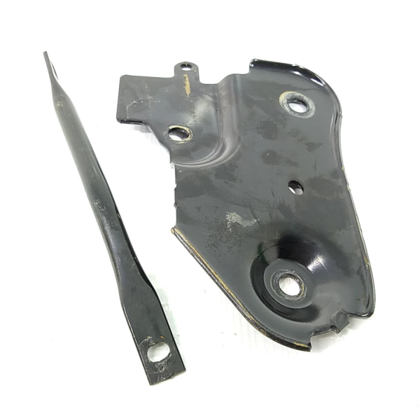 SUPORTE REFORÇO ESQUERDO QUADRO SUSPENSÃO RENAULT DUSTER 1.6 16V 2016 57530