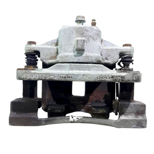 PINÇA DIANTEIRA DIREITA TOYOTA FIELDER 2008    204086