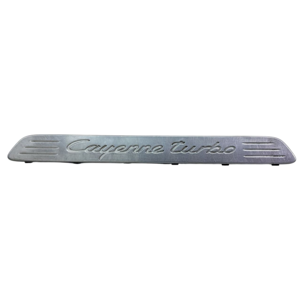 ACABAMENTO SOLEIRA PORTA DIANTEIRA ESQUERDA  PORSCHE CAYENNE S 4.8 T 2011 190453