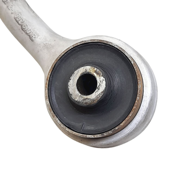 BRAÇO TIRANTE INFERIOR DIANTEIRO DIREITO  BMW 540IA DN81 2002 206773