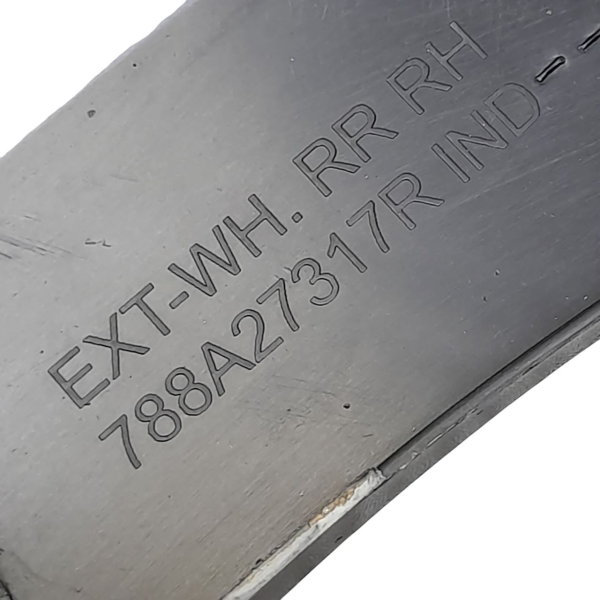 APLIQUE CAIXA RODA DIREITA  RENAULT KWID ZEN 1.0  2021 209586