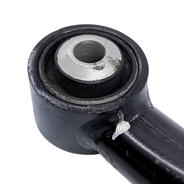 BRAÇO TIRANTE TRASEIRO ESQUERDO  JEEP GRAND CHEROKEE 3.6 2012 210202