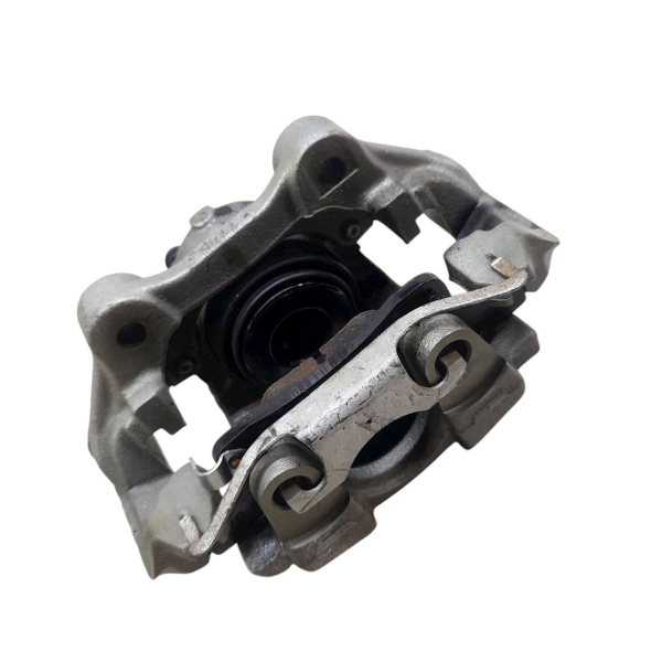 PINÇA TRASEIRA ESQUERDA  JEEP GRAND CHEROKEE 3.6 2012 210198