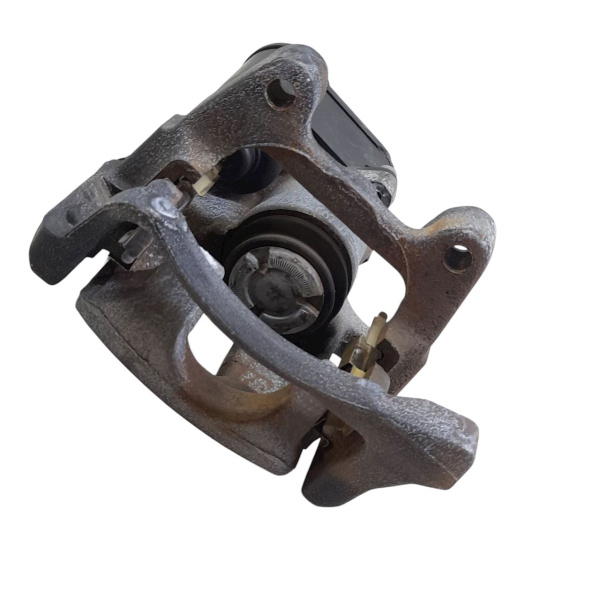 PINÇA TRASEIRA ESQUERDA VW TIGUAN 2.0 TSI 2010    207598