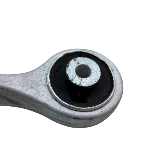 BRAÇO SUPERIOR DIANTEIRO DIREITO AUDI A4    210970