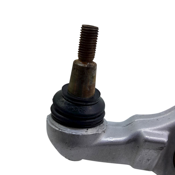 BRAÇO TIRANTE INFERIOR DIANTEIRO DIREITO AUDI A4    210967