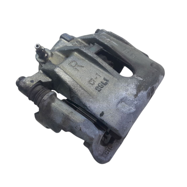PINÇA DIREITA  CHERY CELER 1.5  2013 211960