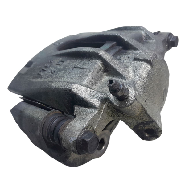 PINÇA ESQUERDA  CHERY CELER 1.5  2013 211961