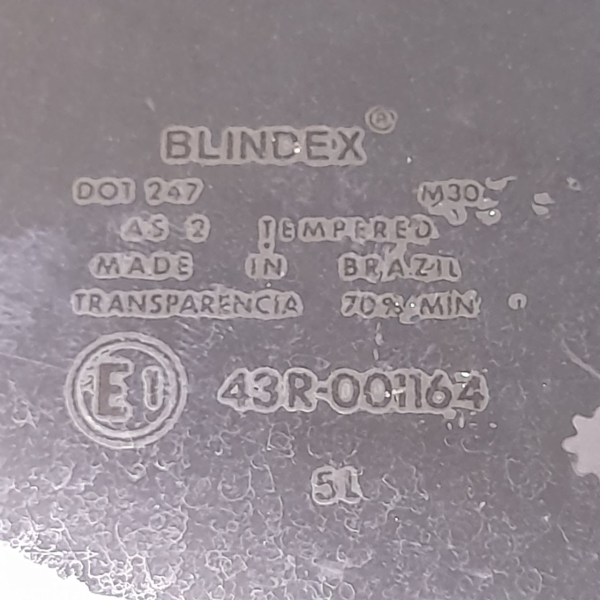 VIDRO LATERAL DIREITO  FIAT UNO MILLE EP  1996 214995