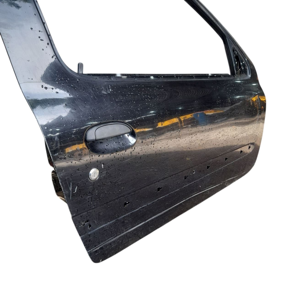 PORTA DIANTEIRA DIREITA RENAULT CLIO     215186