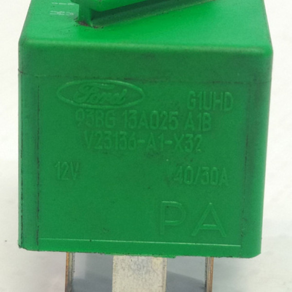 Relé Auxiliar Ford Fiesta Street 2003    134433