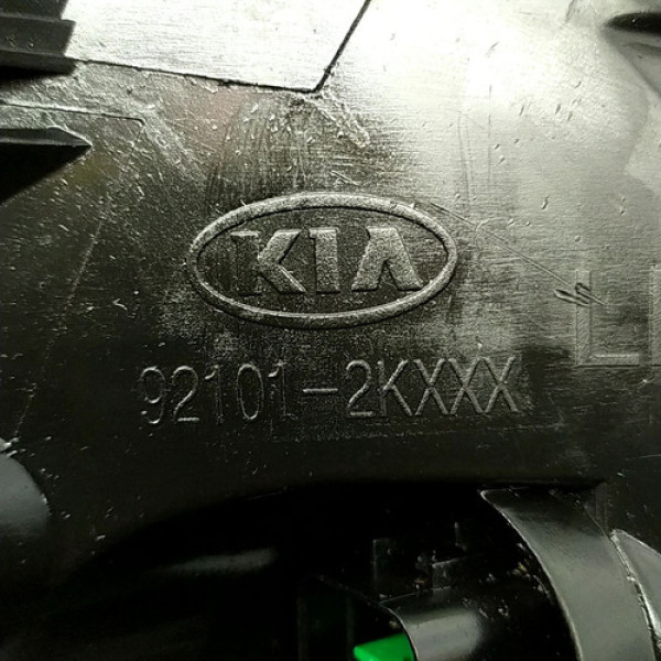 Farol Esquerdo Kia Soul 2010    132251 Esquerdo