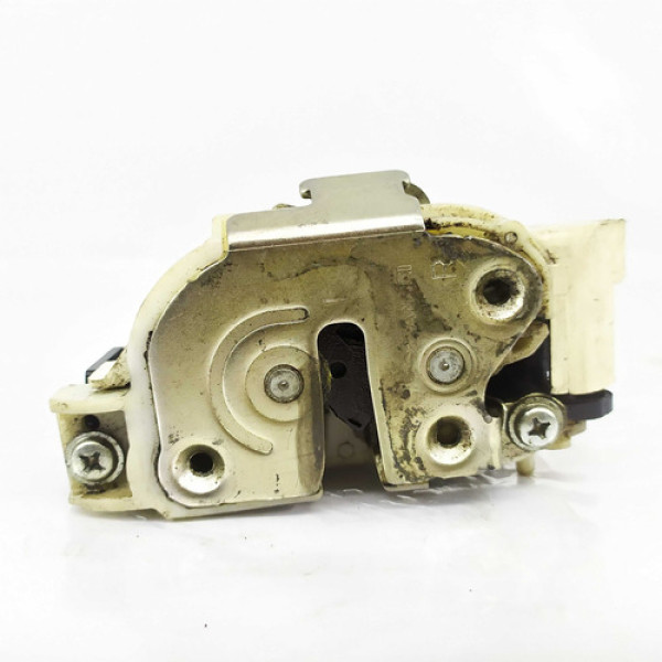 Fechadura Traseira Direita Mitsubishi L200 2011  25023
