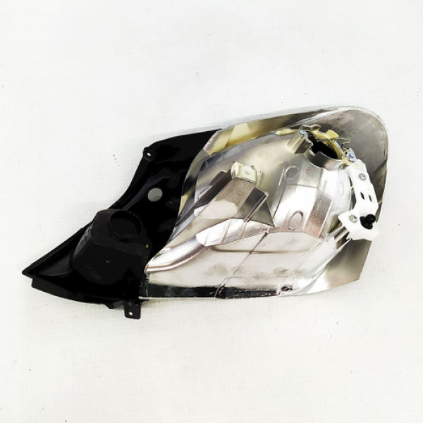 Carcaça Original Farol Direito Toyota Etios X 1.3 Hb 2019 13 Direito/passageiro
